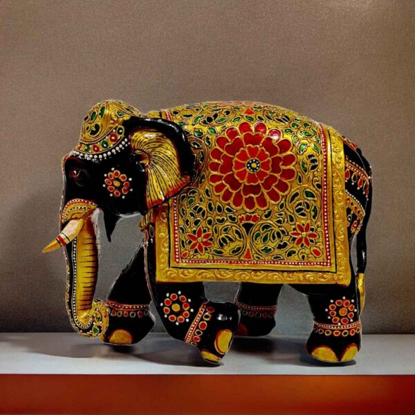 Wood elephant decorative flower painting home decor in house on table top