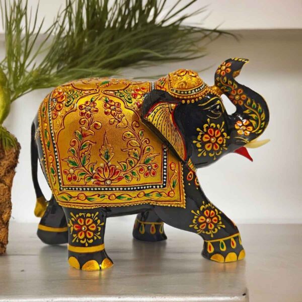 White wood elephant statue embossed painted work