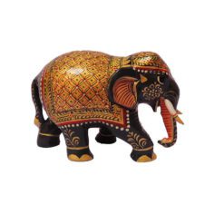 wood trunk down elephant india