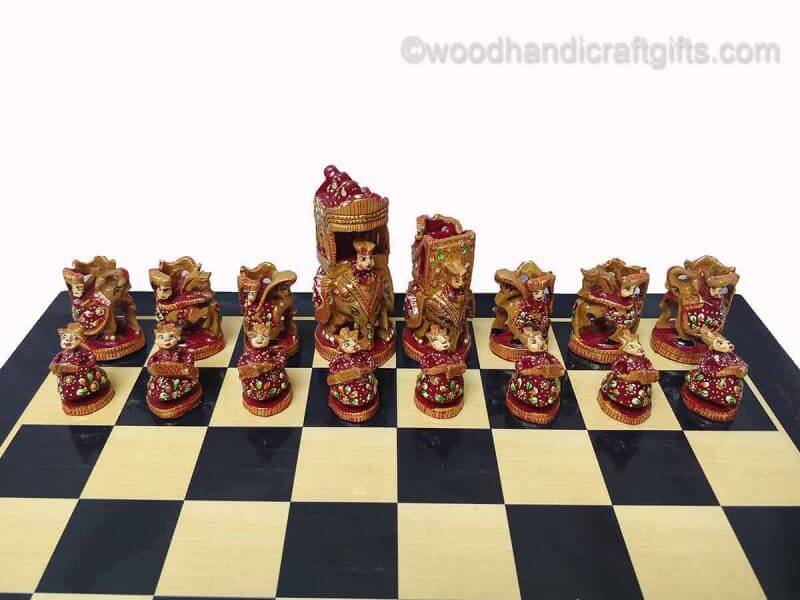 Wood Painted Chess Coin | Maharajah Chess Sets from India