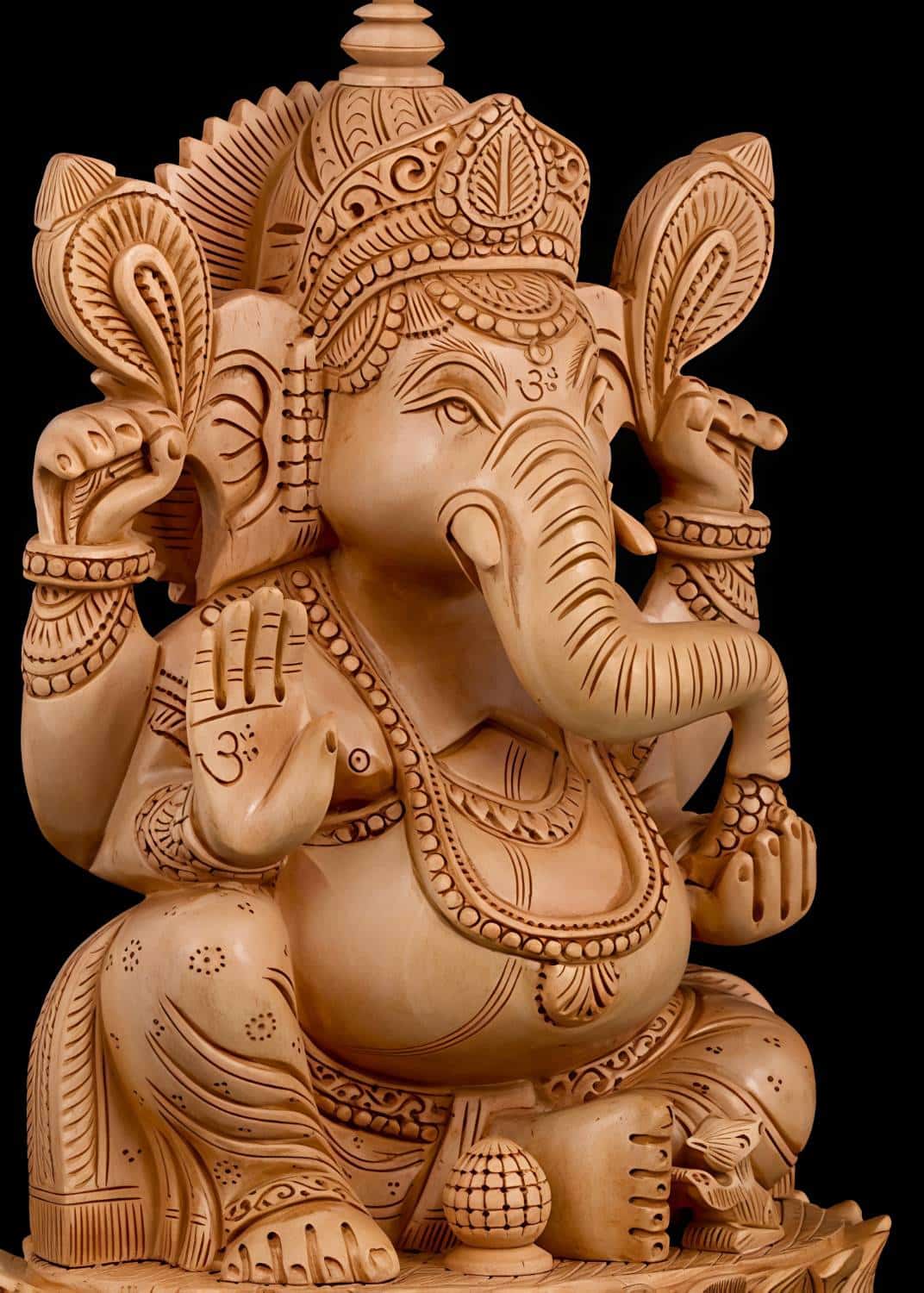 wooden Gah blessing hand, crown, and carved mouse.nesha Statue wit