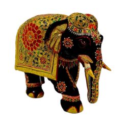 Embossed painting art on elephant trunk and teeth