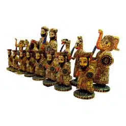 bone chess set with green color theme painted with foot soldier and king queen