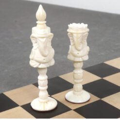 Elegant White Chess Artistic Sets 4