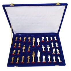 Luxury gold and white chess set in elegant blue case with crafted craftsmanship.
